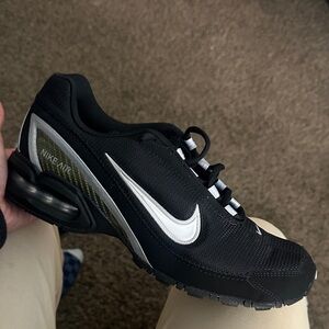 Nike Air Men's Black and White Athletic Shoes